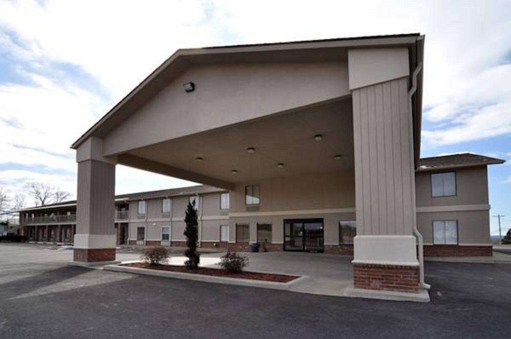 Econo Lodge Inn & Suites Greenbrier Eksteriør billede
